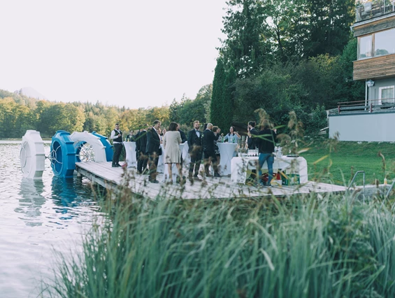 Hochzeitslocation: Sektempfang und Aperitif auf dem Steg. - Restaurant Fischerstube