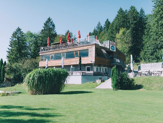 Hochzeitslocation: Die Fischerstube am Reintalersee für eure Traumhochzeit am See. - Restaurant Fischerstube