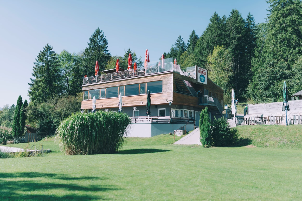 Hochzeitslocation: Die Fischerstube am Reintalersee für eure Traumhochzeit am See. - Restaurant Fischerstube