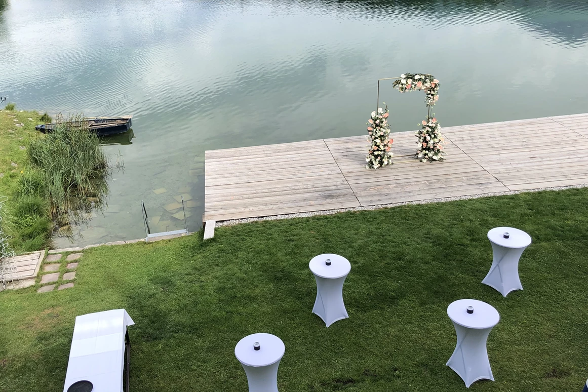Hochzeitslocation: Prosecco-Empfang am See - Restaurant Fischerstube