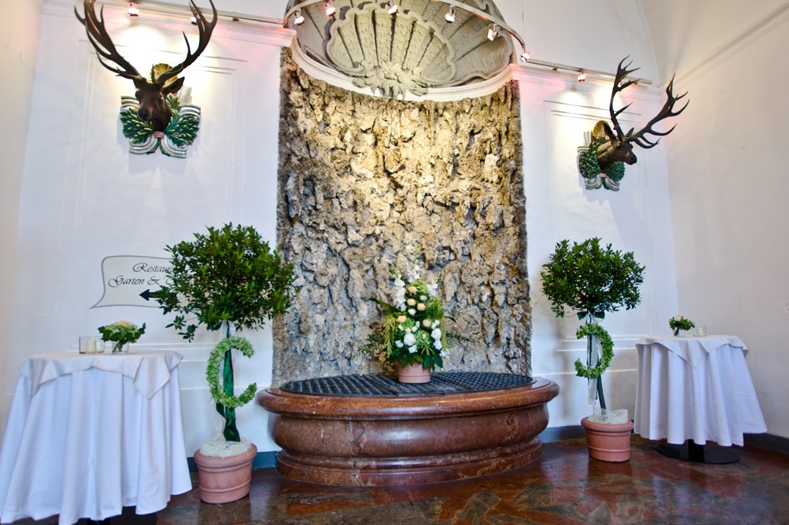 Hochzeit: Eingang zum großen Saal  - Restaurant Stieglkeller - Salzburg