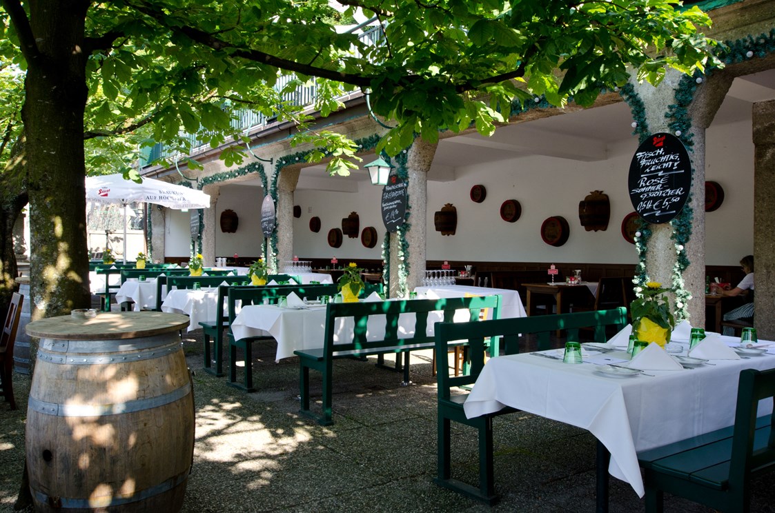 Hochzeit: Gastgarten - Restaurant Stieglkeller - Salzburg