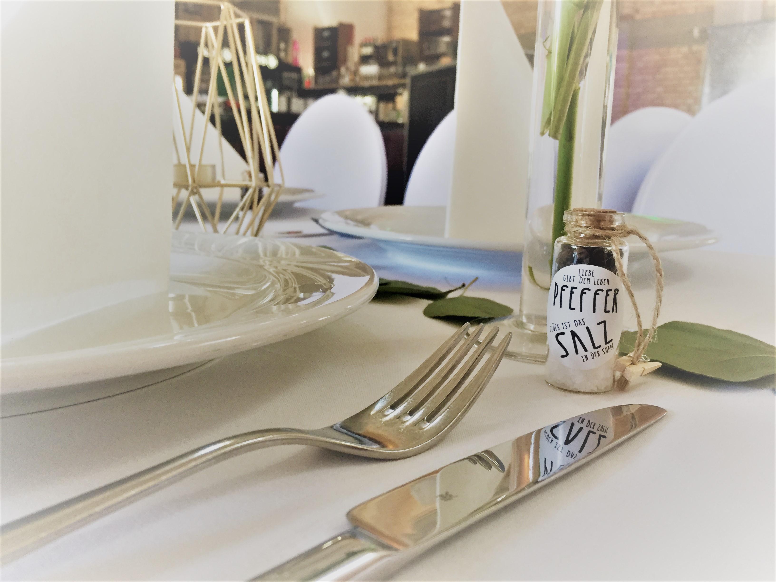 Hochzeit: Eingedeckt - Die Sonnenmatte