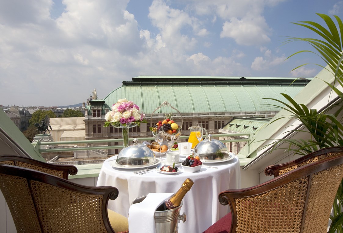 Hochzeit: Champagner-Frühstück über den Dächern Wiens  - Hotel Bristol Vienna