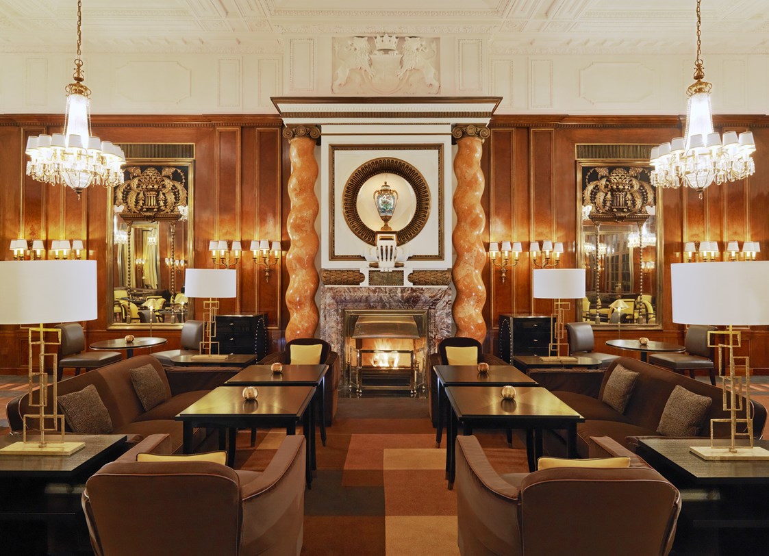 Hochzeit: Im Restaurant "Bristol Lounge" sorgt unser offener Kamin für das besondere Ambiente.  - Hotel Bristol Vienna