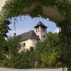 Hochzeit: Außenansicht - Hotel Burg Oberranna