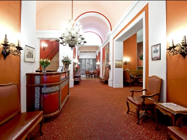 Hochzeit: Hotelhalle I - Hotel Regina Wien