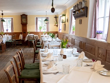 Hochzeitslocation: Der Restaurantbereich des Schlosswirt zu Anif. - ****Hotel Schlosswirt zu Anif