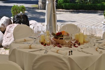 Hochzeit: Hochzeitstafel - Schloss Hotel Lerchenhof