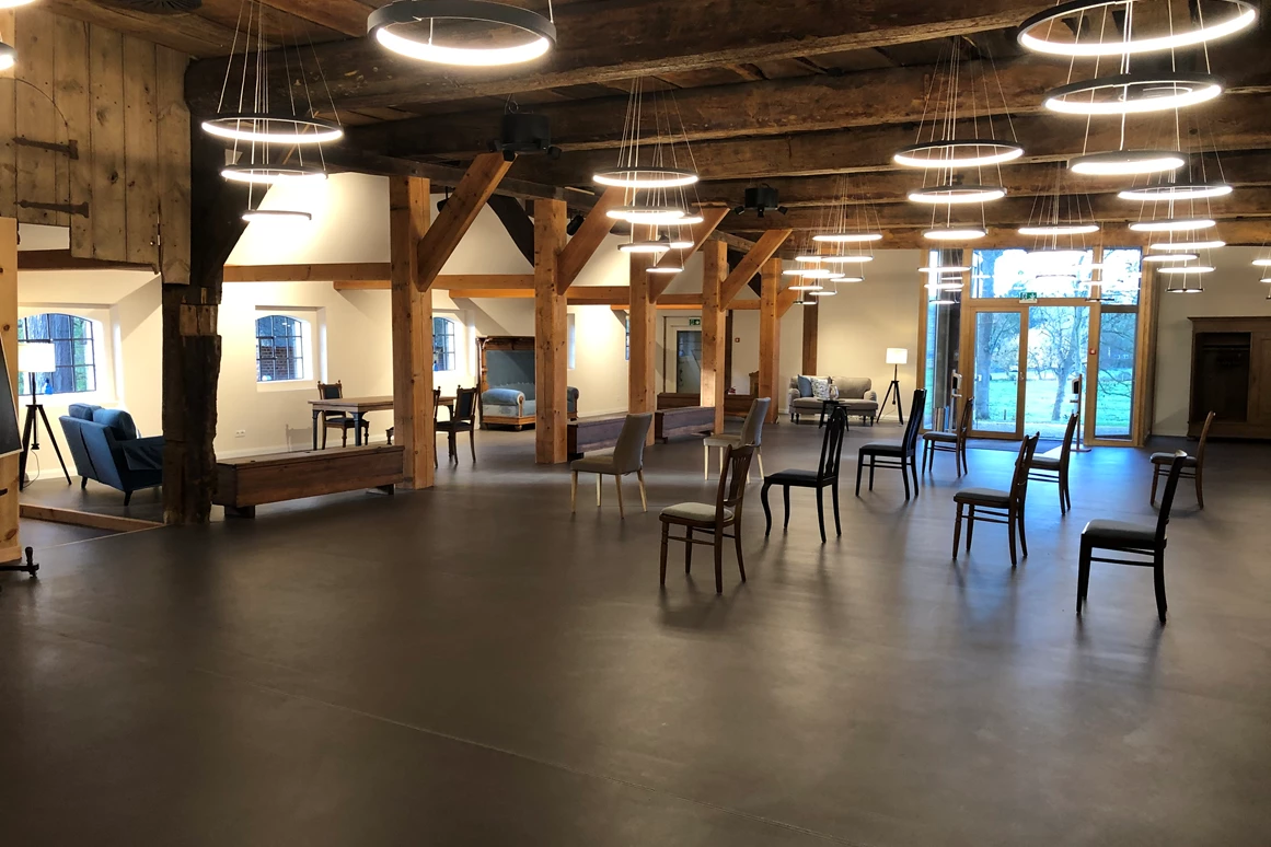 Hochzeitslocation: Location Diele Coronabeispiel - Boutique Hotel Gut Bielenberg
