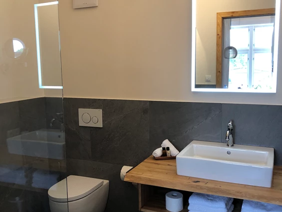 Hochzeitslocation: Junior Suite Wetter - Boutique Hotel Gut Bielenberg