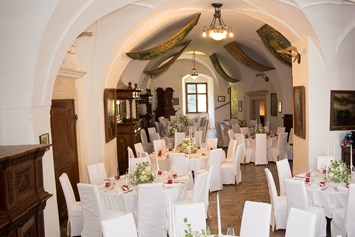Hochzeit: alter Rittersaal im Gartenschloss Herberstein  - Gartenschloss Herberstein
