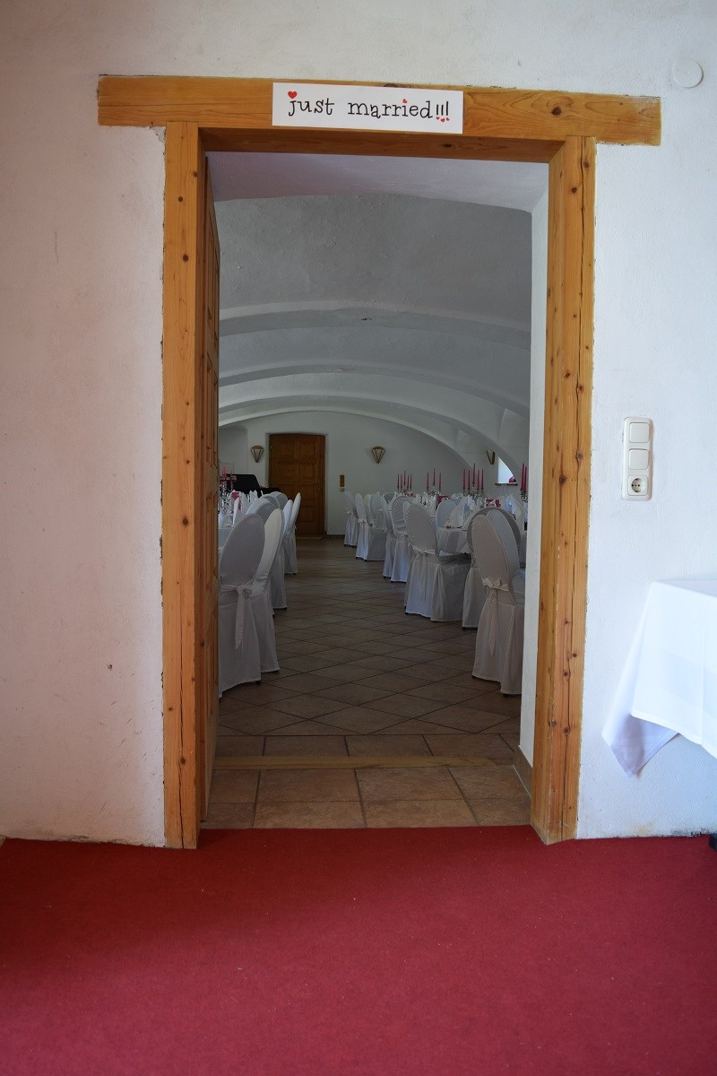Hochzeit: Zugang vom Vorraum zum Gewölbe - Gwölb im Niedermairgut