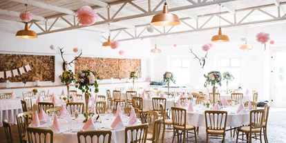 Hochzeit - Spannberg - Schloss Raggendorf Festsaal 347 m² - bis zu 300 Hochzeitsgäste - Schloss Raggendorf