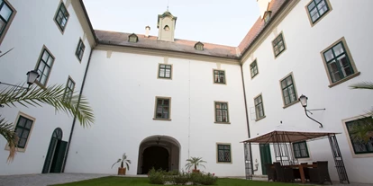 Hochzeit - Spannberg - Schloss Raggendorf Innenhof 238 m² - Schloss Raggendorf