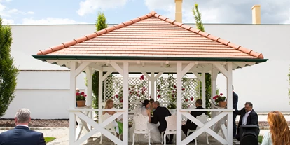 Hochzeit - Spannberg - Schloss Raggendorf Pavillion für standesamtliche Hochzeiten - Schloss Raggendorf