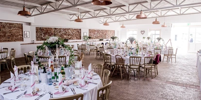 Hochzeit - Spannberg - Schloss Raggendorf Festsaal 347 m² - bis zu 300 Hochzeitsgäste - Schloss Raggendorf