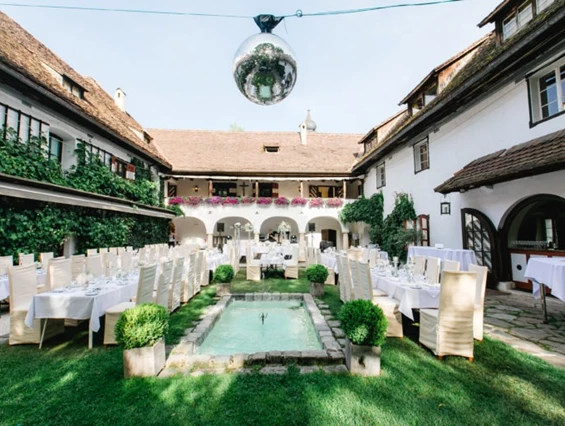 Hochzeit: Hotel Schloss Leonstain