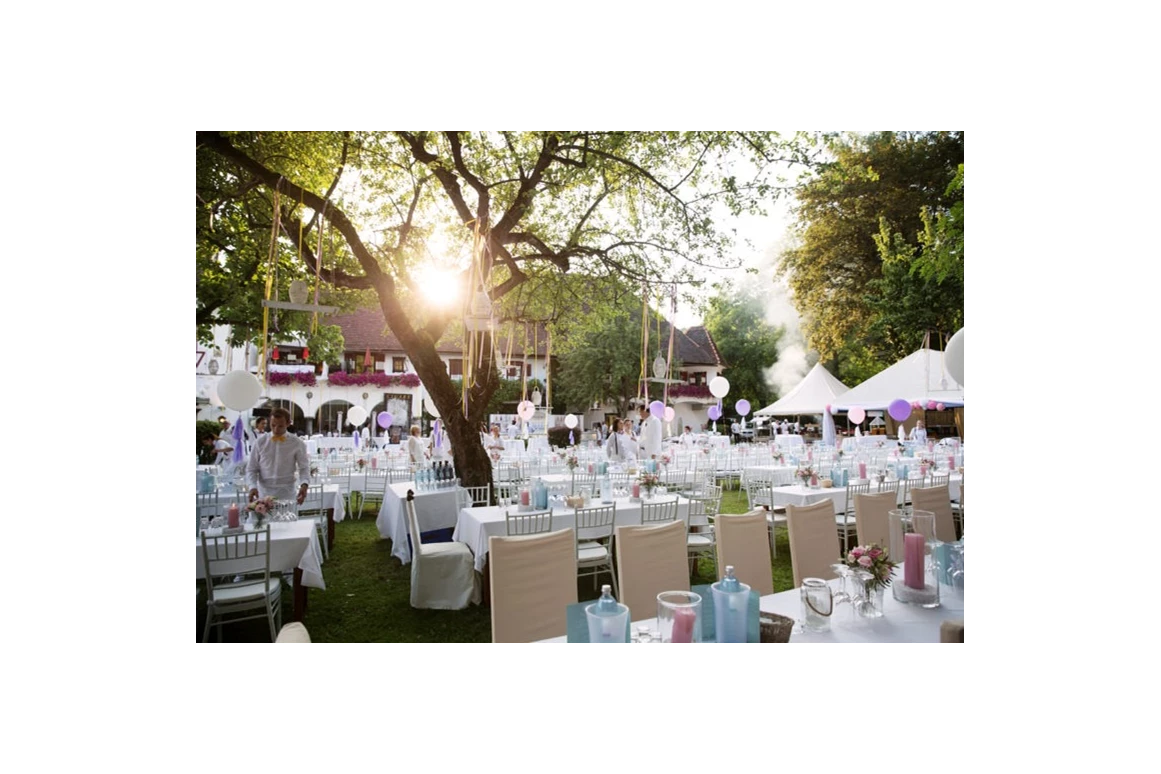 Hochzeit: Hotel Schloss Leonstain