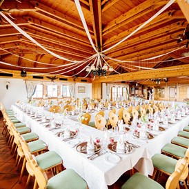 Hochzeit: Vintage Hochzeitstafel für 100 Personen - Gipfelhaus Magdalensberg