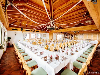 Hochzeit - PLZ 9155 (Österreich) - Vintage Hochzeitstafel für 100 Personen - Gipfelhaus Magdalensberg