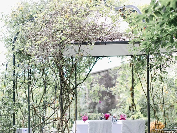 Hochzeit: Feiern Sie Ihre Hochzeit im Schloss Farrach in der Steiermark.
Foto © tanjaundjosef.at - Schloss Farrach