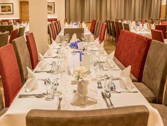 Hochzeit: Die Tischeinteilung kann individuell gestaltet werden - Hotel Gasthof Flatscher