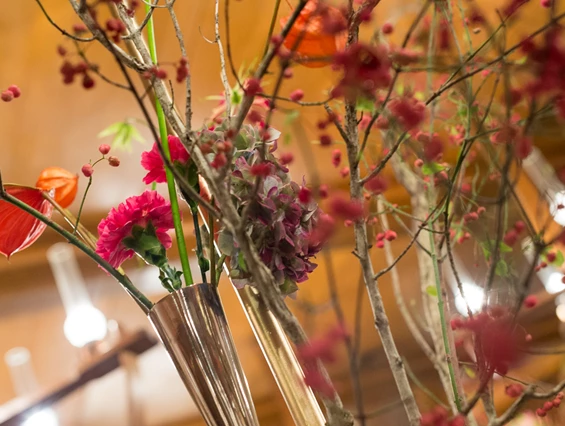 Hochzeitslocation: Blumenschmuck - Hotel Raffel