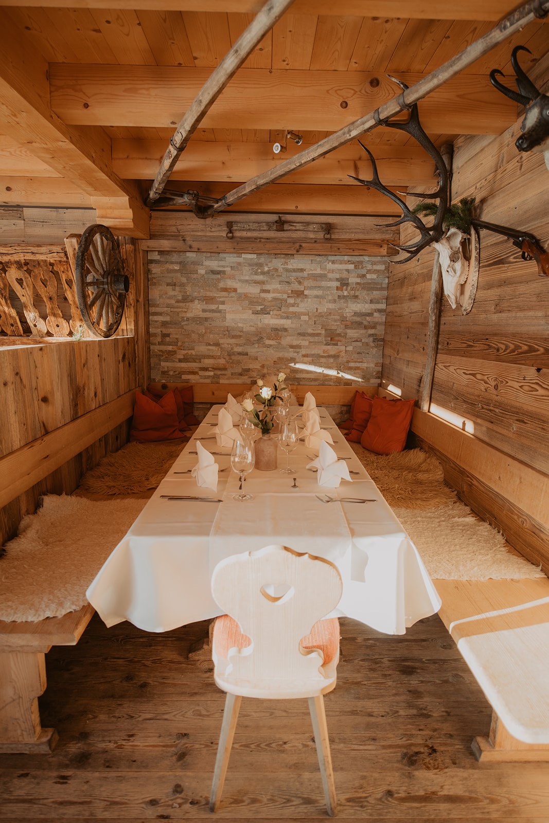 Almstadl - Winterhochzeit am Berg Informazioni sulle sale da ballo Almstadl - l'angolo rustico 