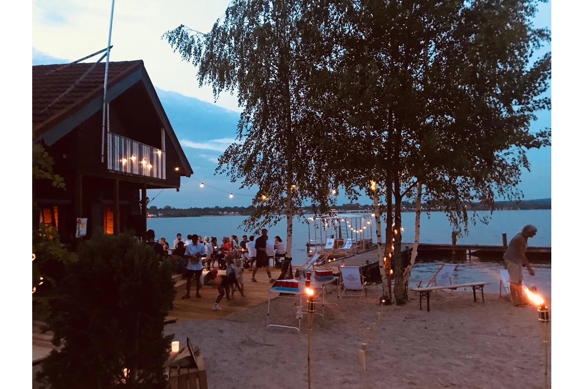 Hochzeitslocation: Hainer Seeterrasse