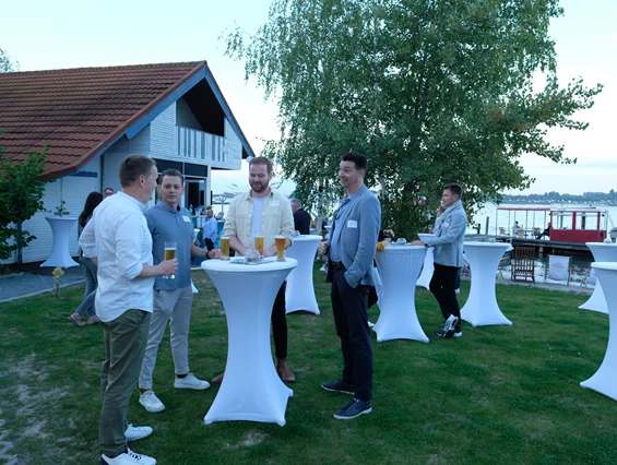 Hochzeitslocation: Hainer Seeterrasse