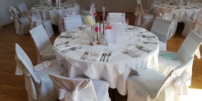 Mariage - Neutal - Veranstaltungssaal, Tische rund extern - Bauermühle Mattersburg