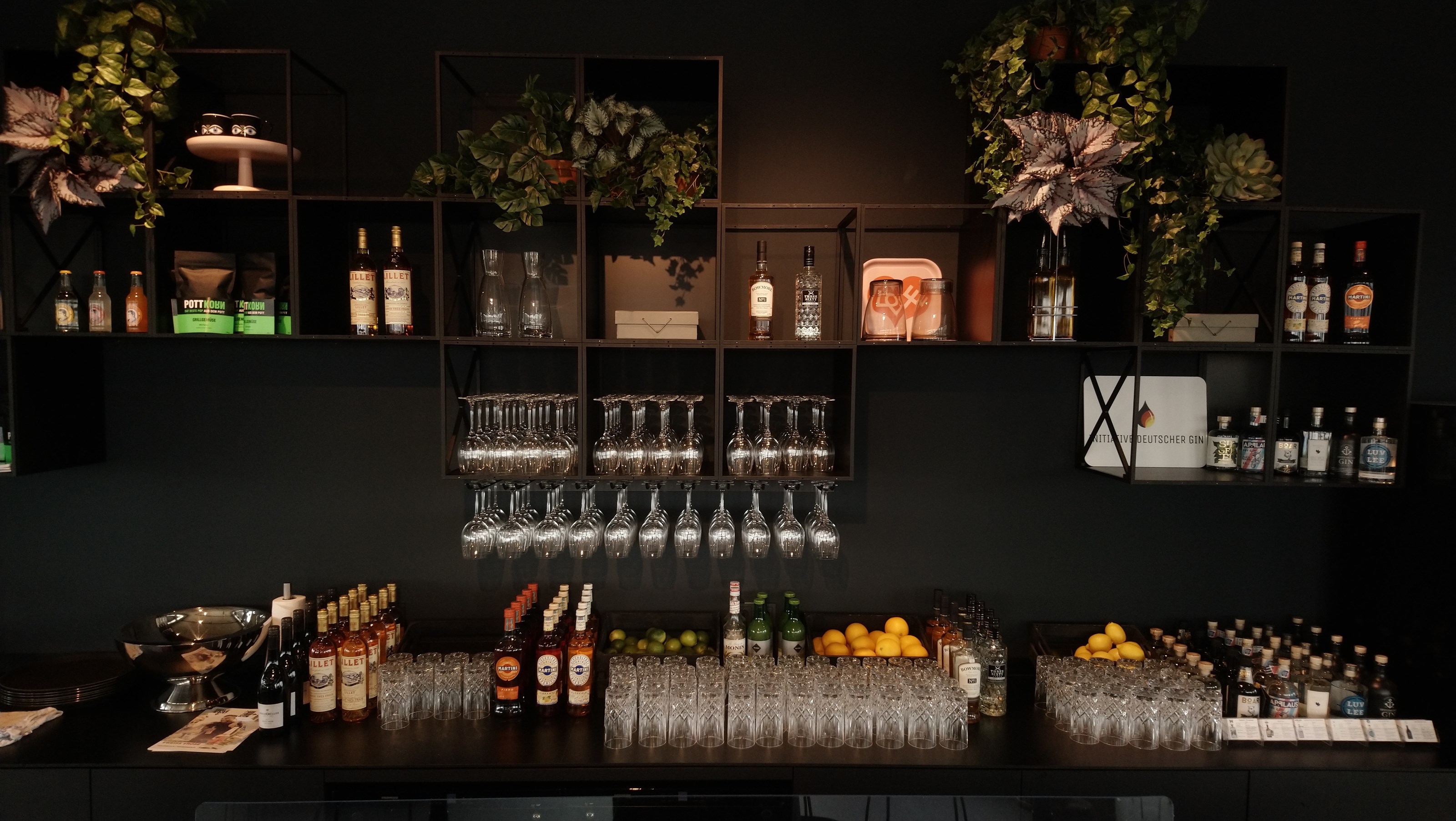 Hochzeitslocation: Bar - DESIGN OFFICES Bonn Hauptbahnhof