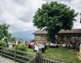 Hochzeit: Heiraten im Freien - im Gasthaus Planötzenhof in Innsbruck.
Foto © blitzkneisser.com - Gasthaus Planötzenhof