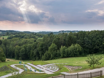 Hochzeit - Parkplatz: Busparkplatz - Passail - Hotel Liebmann Hochzeit im Garten  - Hotel Liebmann