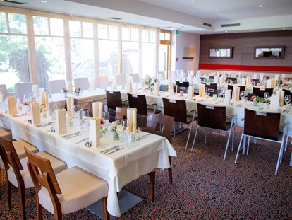 Hochzeit - Parkplatz: Busparkplatz - Passail - Hotel Liebmann Tafel Restaurant - Hotel Liebmann