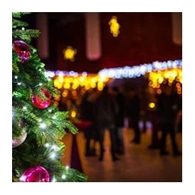 Hochzeit: Indoor Weihnachtsmarkt als Firmenevent - Alte Kaserne