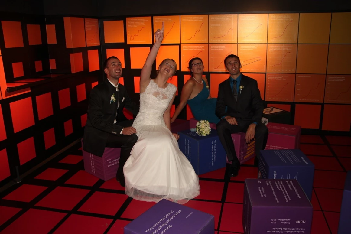Hochzeit: Zukunftsraum im Museum  - Green Belt Center