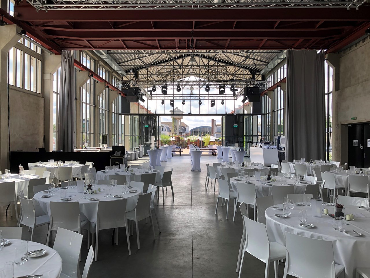 DIE HALLE Tor 2 Informazioni sulle sale da ballo SALA DELL'ACQUARIO