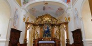 Hochzeit - Frühlingshochzeit - Mostviertel - Kapelle Innenansicht - Schloss Neubruck