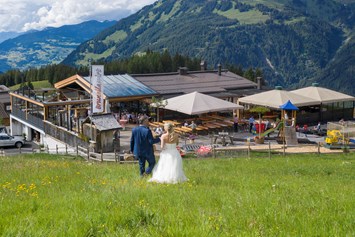 Hochzeit: Das Bergrestaurant befindet sich inmitten der herrlichen Montafoner Bergwelt - Brunellawirt