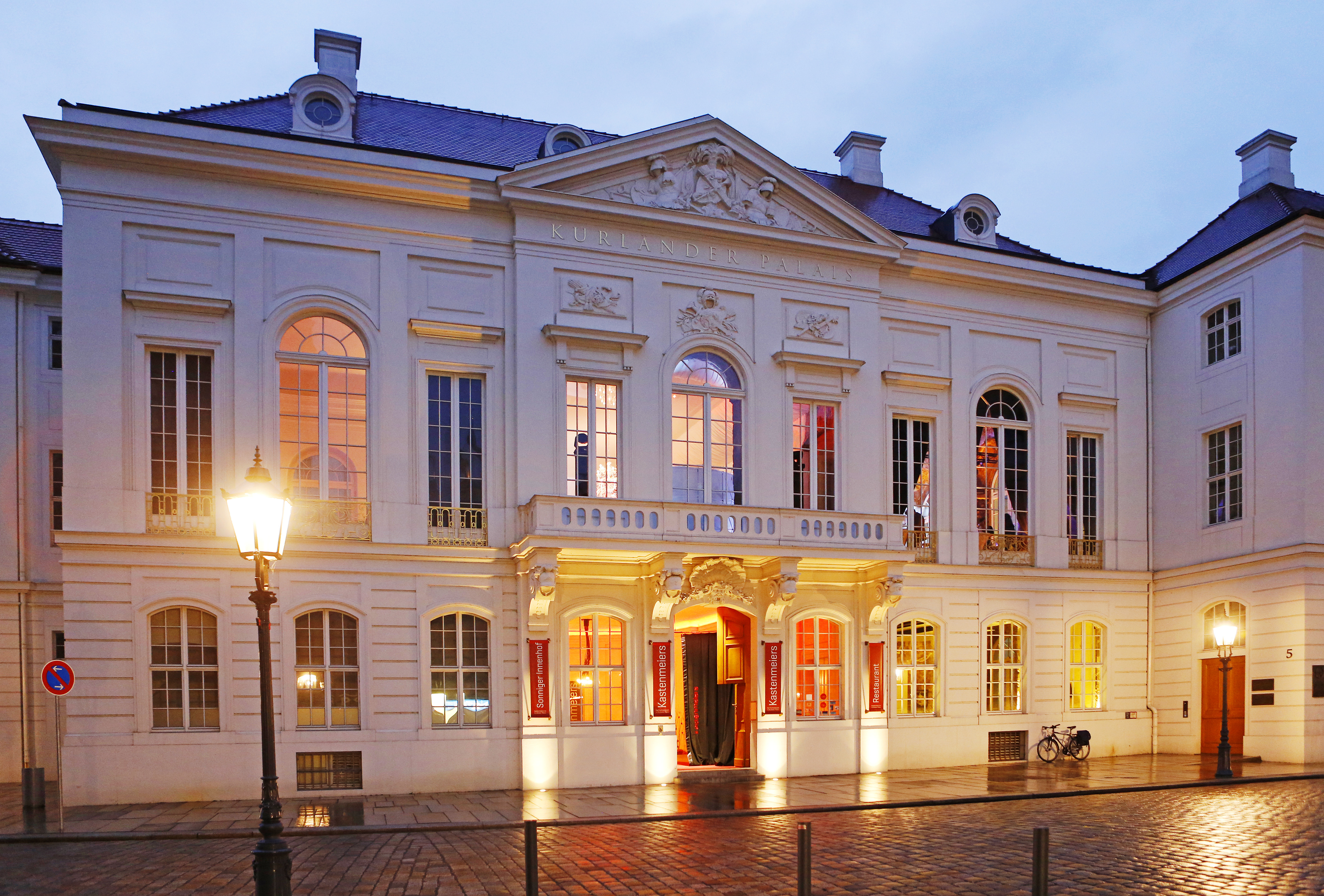 Hochzeitslocation: Kurländer Palais