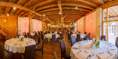 Wedding - Neuhof an der Zenn - Im ACANTUS Hotel könnt ihr mit bis zu 200 Hochzeitsgästen eure Hochzeit feiern. - ACANTUS Hotel