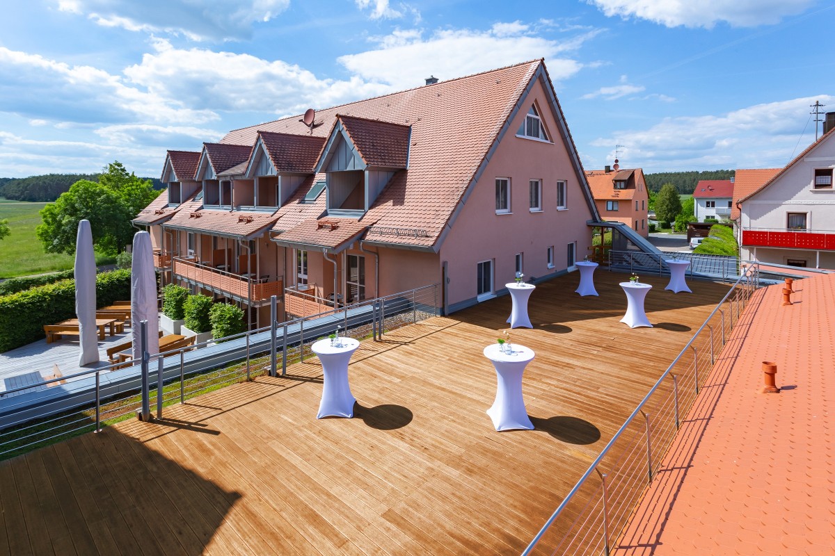 Hochzeit - Weisendorf - Dachterrasse - ACANTUS Hotel | Tagung | Event