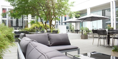 Matrimonio - Gumpoldskirchen - Innenhof College Garden Hotels - College Garden Hotel - Event- & Seminarhotel Bad Vöslau