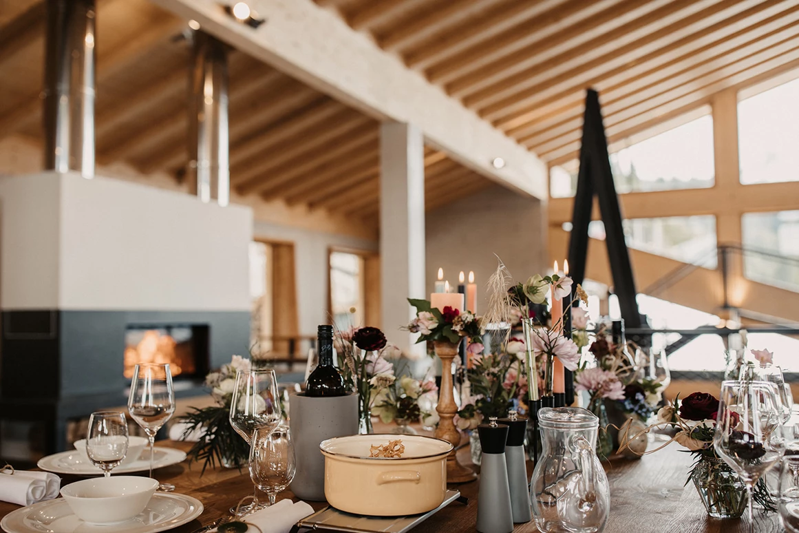 Hochzeitslocation: Festsaal vom Lumberjack Bio Bergrestaurant. - Lumberjack Bio Bergrestaurant