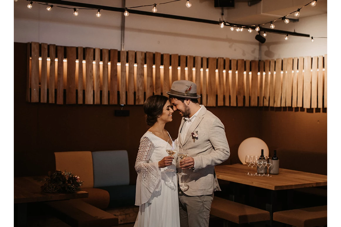 Hochzeitslocation: Lumberhall - kann als Partybereich, Kinderspielecke oder Ruhebereich genutzt werden - Lumberjack Bio Bergrestaurant