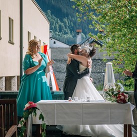 Hochzeit: Eheschließung beim 4-Sterne Parkhotel Hall, Tirol.
Foto © blitzkneisser.com - Parkhotel Hall