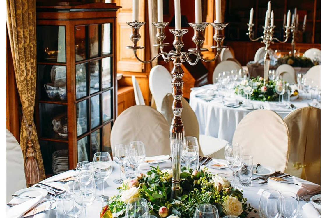 Hochzeit: Die Tischdekoration richtet sich ganz nach den Wünschen des Brautpaares. - Schloss Stülpe