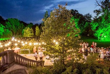 Hochzeit: Beleuchteter Schlosspark - Schloss Stülpe